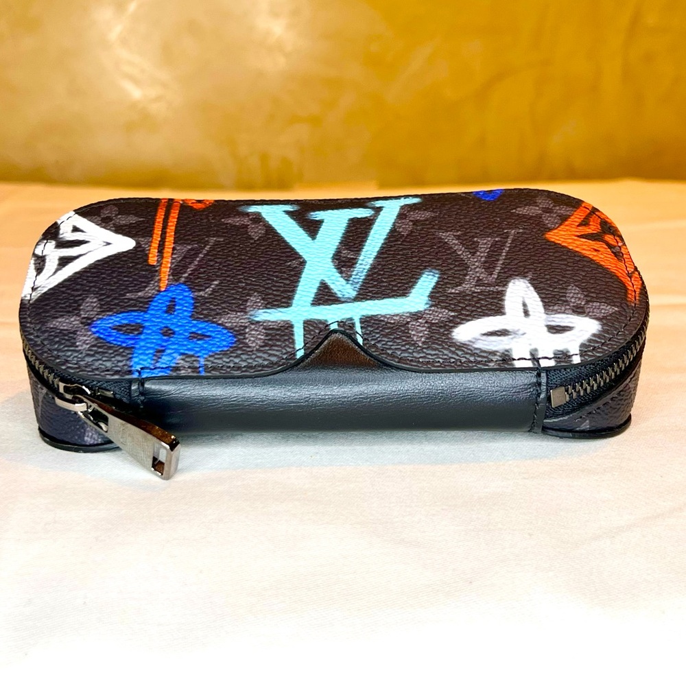 Louis Vuitton Monogram Eclipse Graffiti Multicolor Glasses Pouch GM